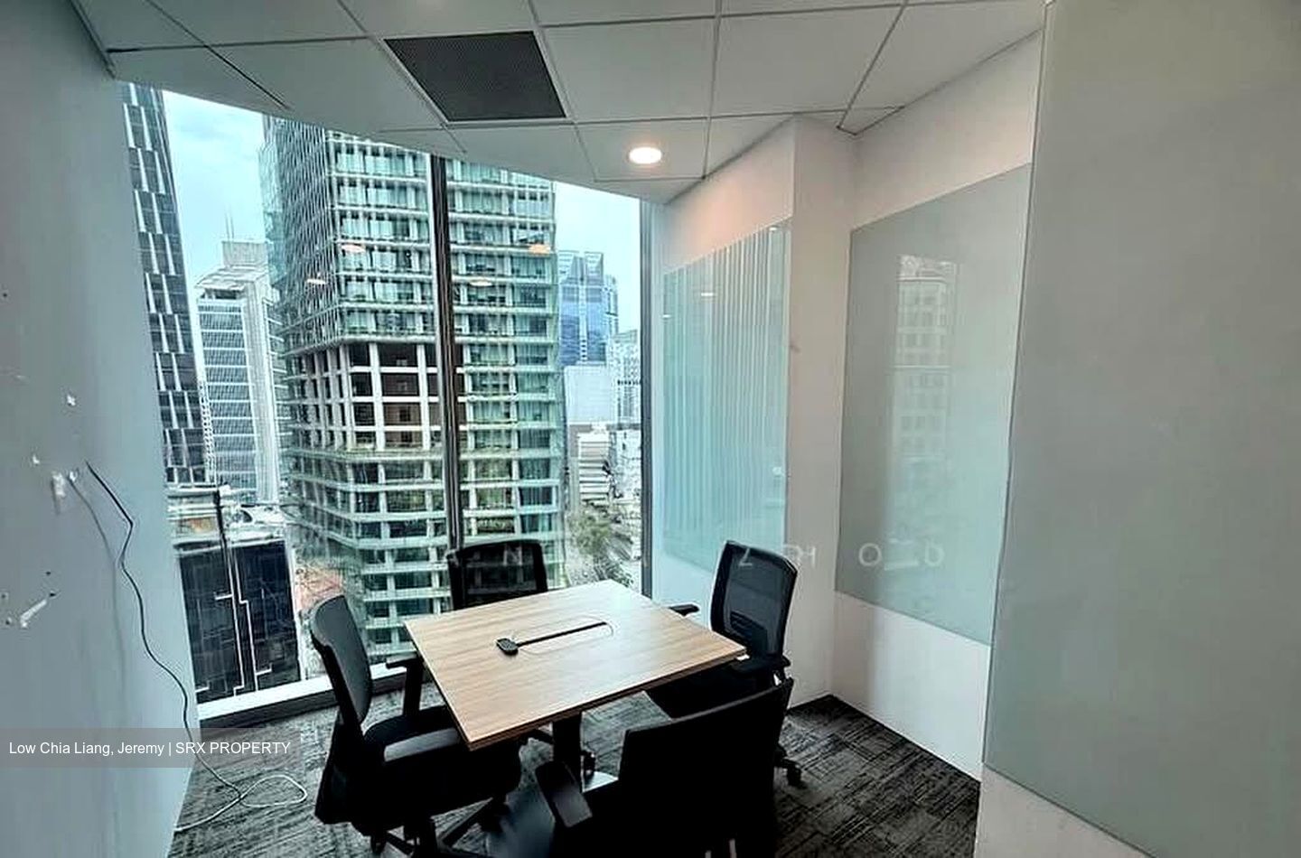 PLUS (D1), Office #576179631